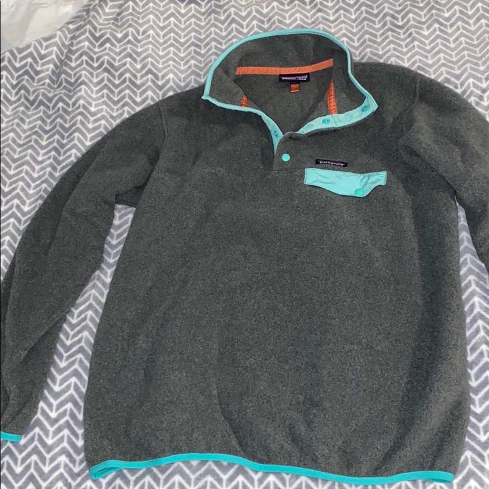 Patagonia Gray and Teal Women's Pullover